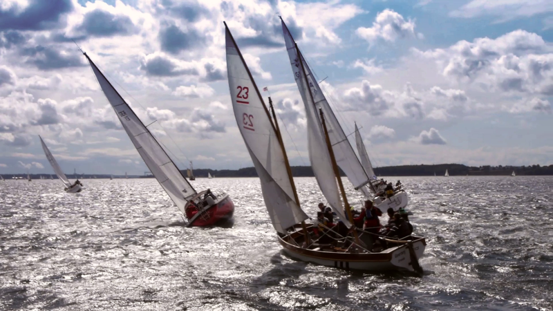 Kutter segelt Raumschots